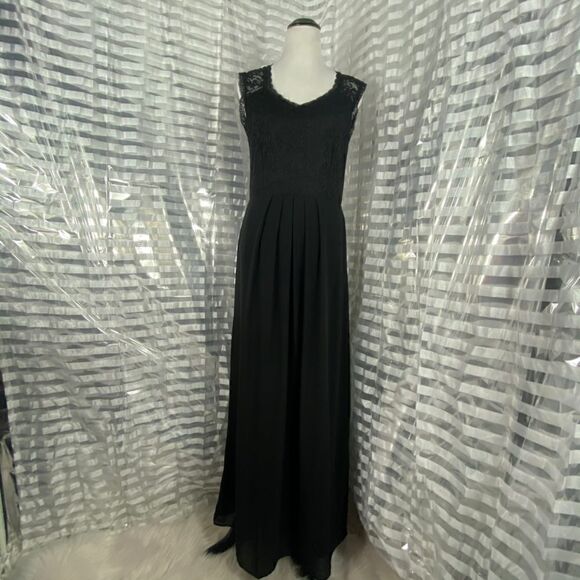 Miusol Black Lace Overlay Maxi Dress - Picture 1 of 8